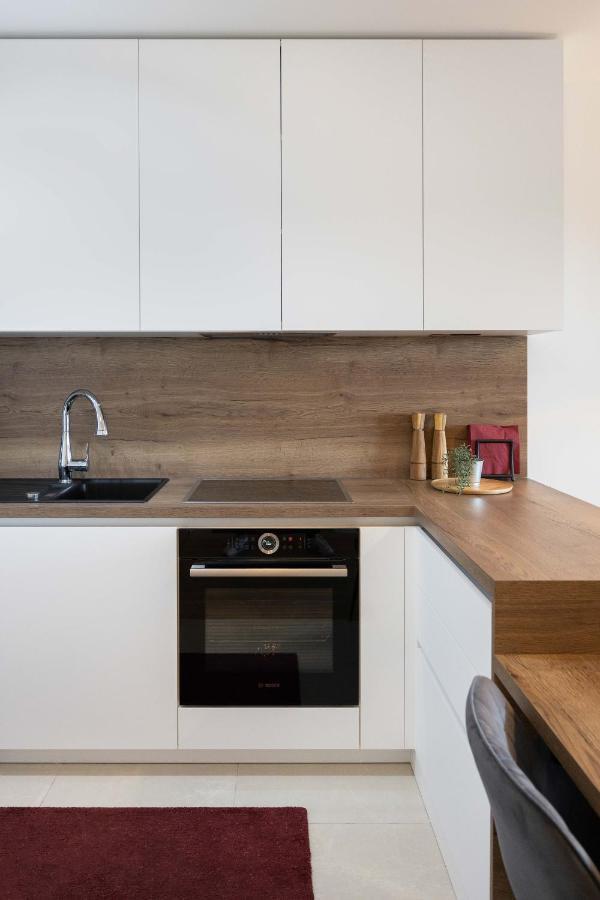 זאגרב Stylish 2Bdr Apartment- Free Garage מראה חיצוני תמונה